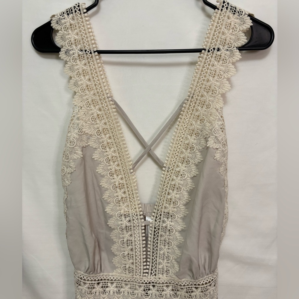 NWT Flora Nikrooz Blythe Lace Romper Size Large - Picture 3 of 11